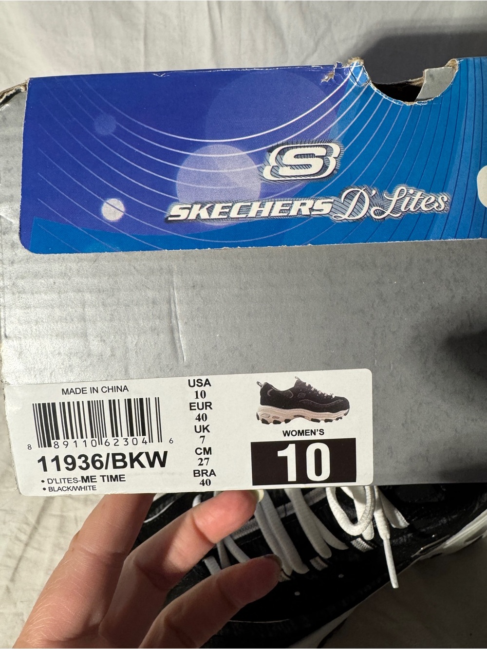 NIB Skechers D’Lites Me Time in black and white - Picture 10 of 10